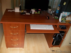 Продам новый стол компьютерный и кресло - Изображение #1, Объявление #5237